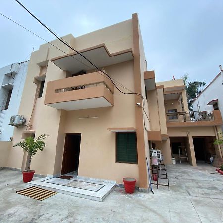 Backpackers Den Hostel Lucknow Exterior foto